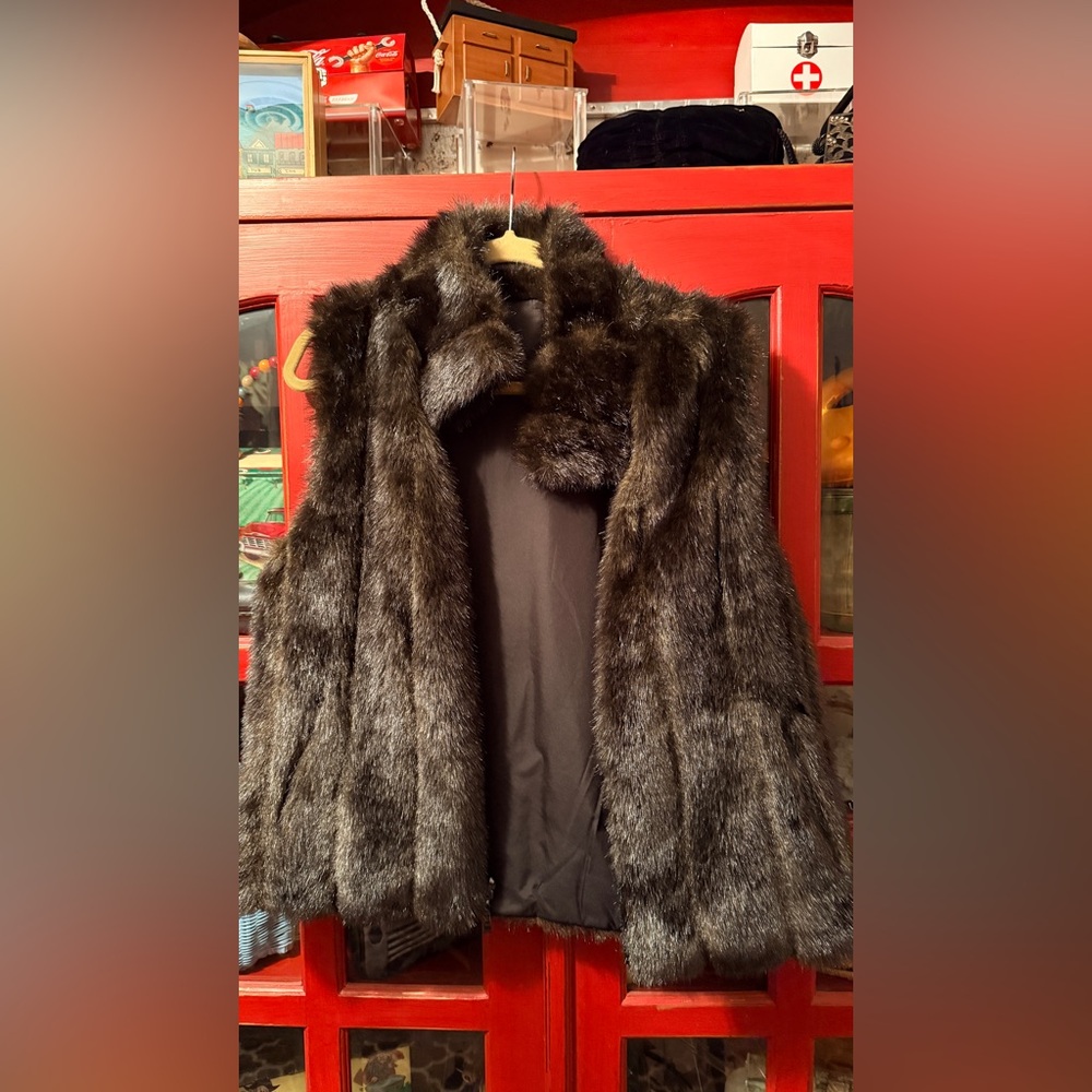 Women's Faux Fur Coat - Dark Brown/Black